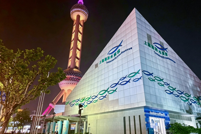 7. 场馆外观.jpg